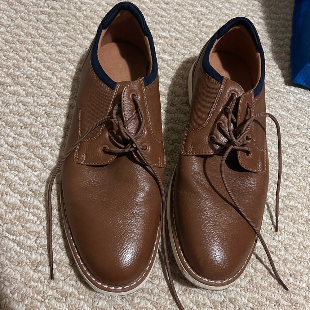 Aldo Brown Leather Oxfords with Navy Accents